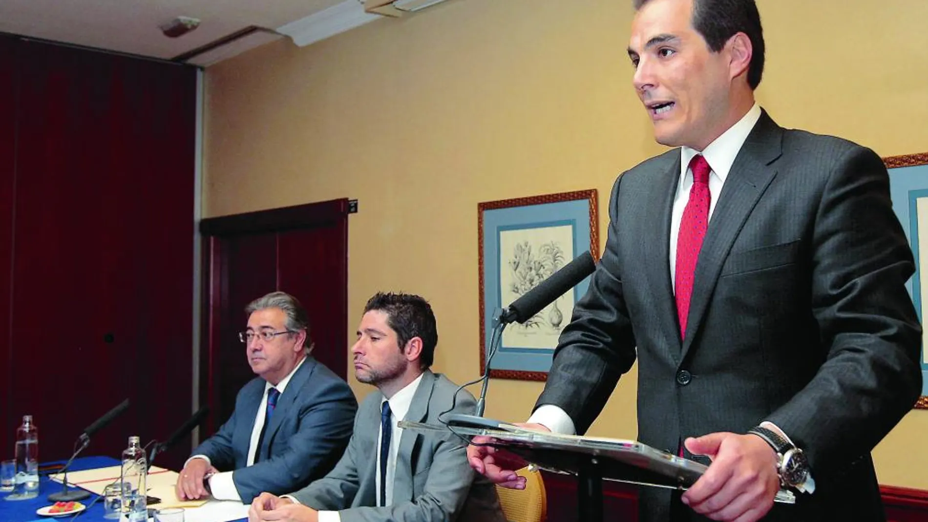Nieto defendió la necesidad de un cambio en la gestión política de la comunidad andaluza
