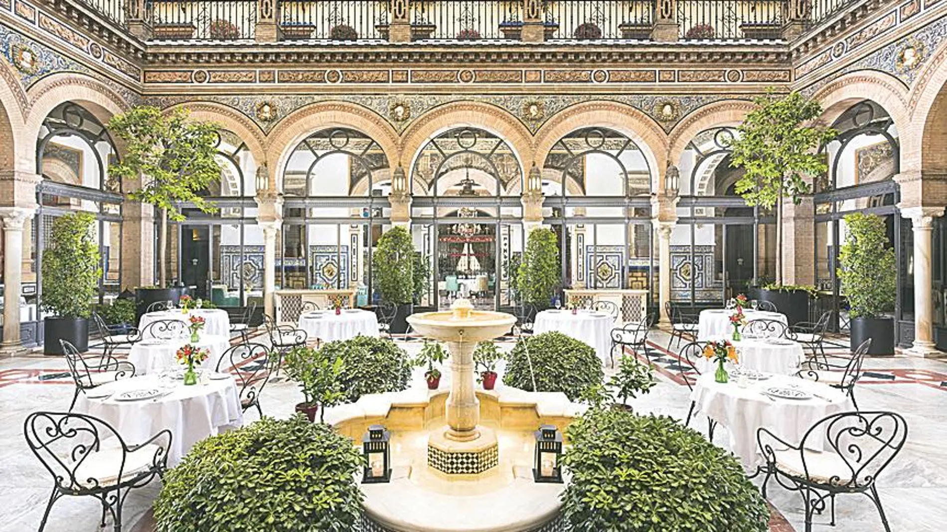 Los secretos del Hotel Alfonso XIII de Sevilla