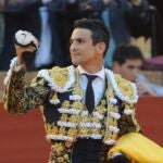 Manzanares paseó ayer una oreja del quinto en Sevilla