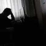  Cuatro días sin salir de casa enganchado al porno on-line