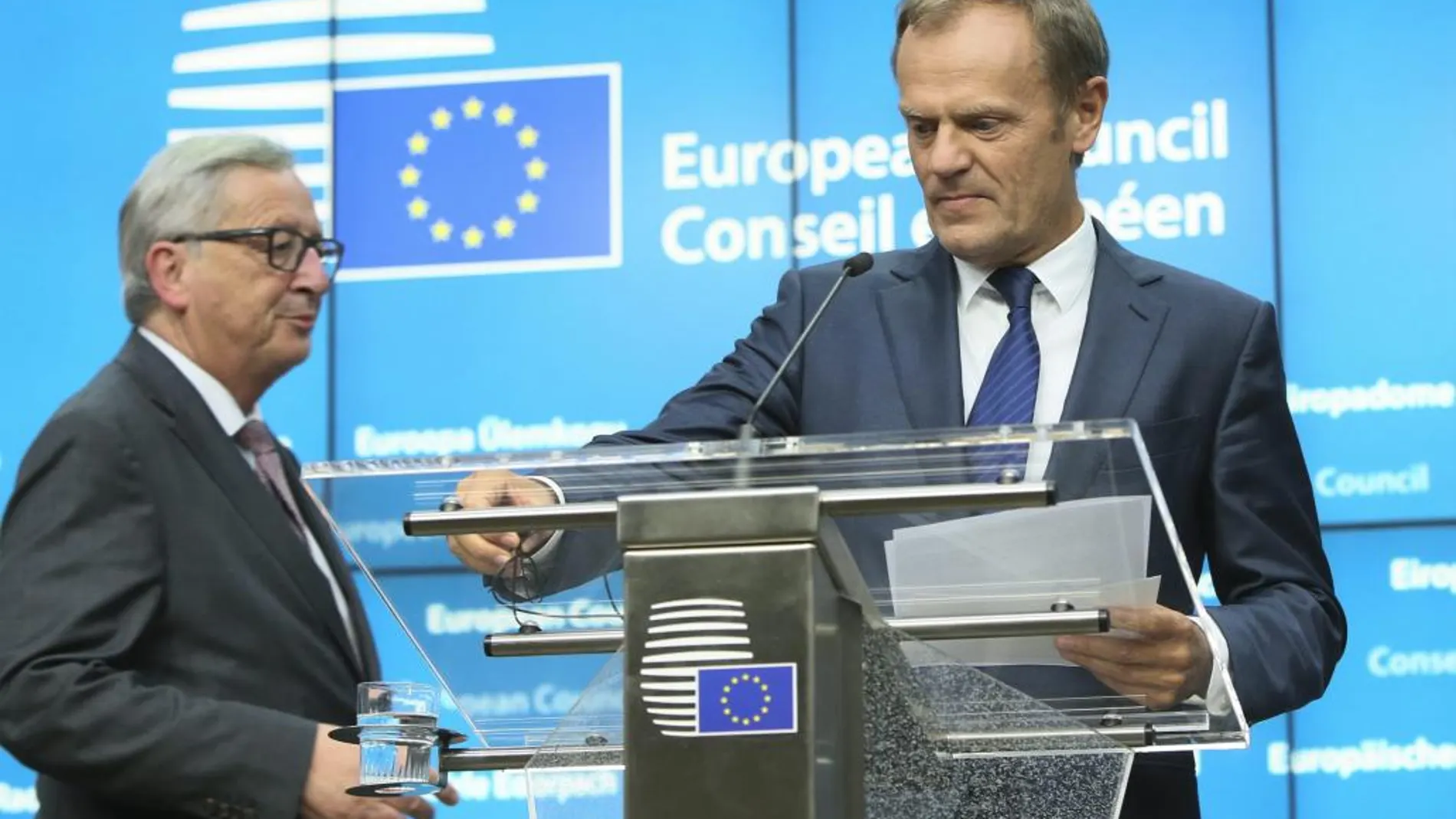 El presidente del Consejo Europeo, Donald Tusk y el presidente de la Comisión Europea, Jean-Claude Juncker