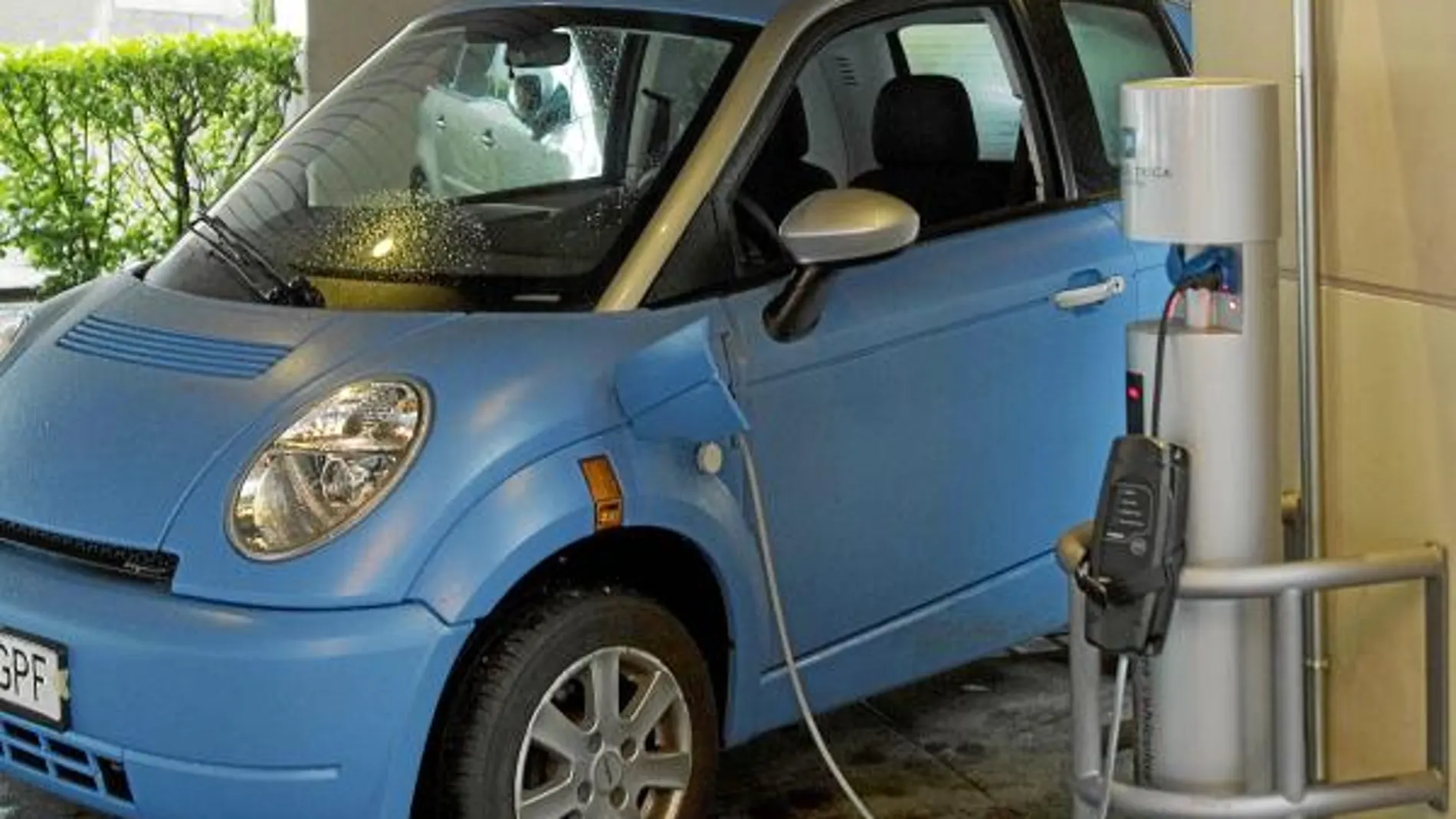 El coche eléctrico es una de las prioridades del Ministerio de Industria para el presente ejercicio