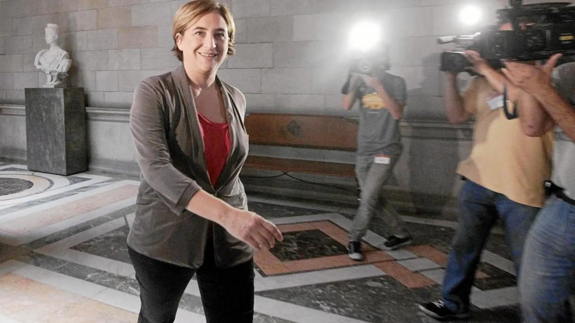 La alcaldesa de Barcelona, Ada Colau firmó un manifiesto con la alcaldesa de Paris, titulado «Nosotras, las ciudades»