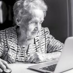 El uso de Internet de los mayores de 65 años subió un 11 por ciento entre 2015 y 2016 y el de tabletas un 219 por ciento