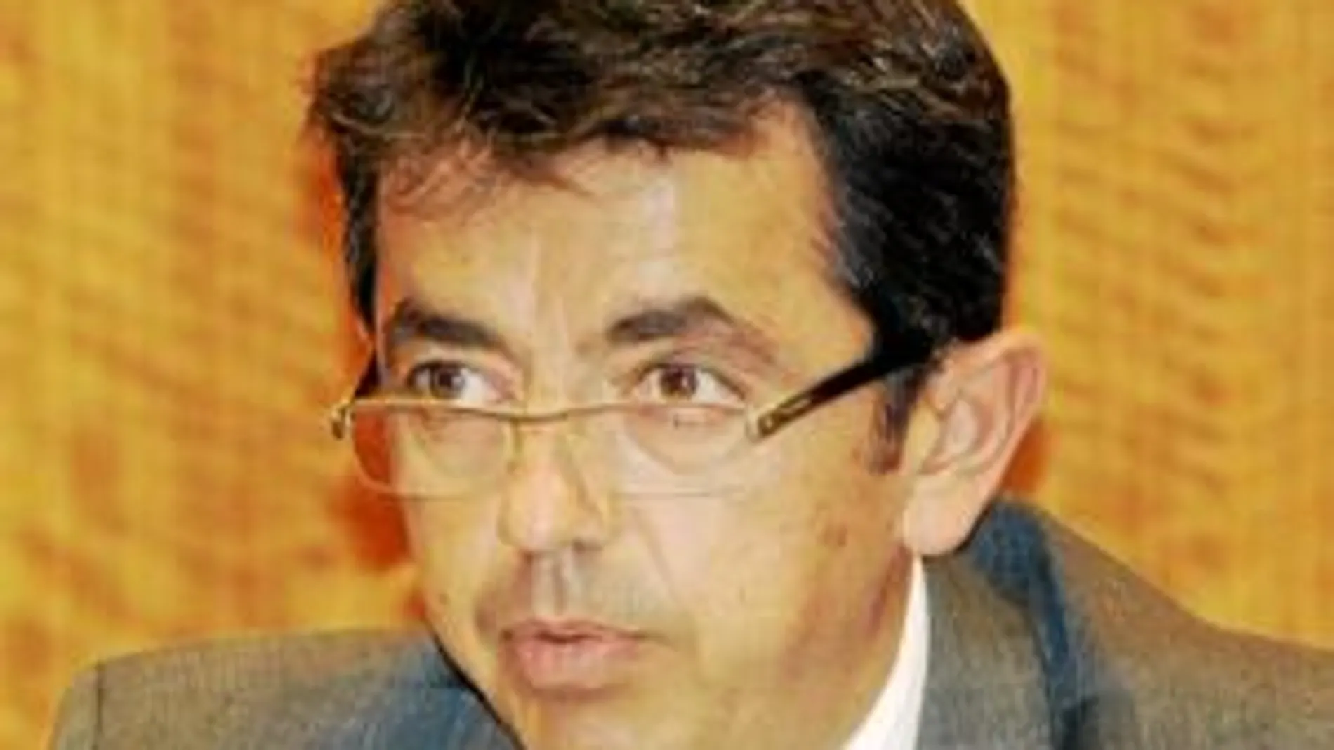 Carrasco afirma que la RTVA ahorrará un mínimo de 1,2 millones en 2009