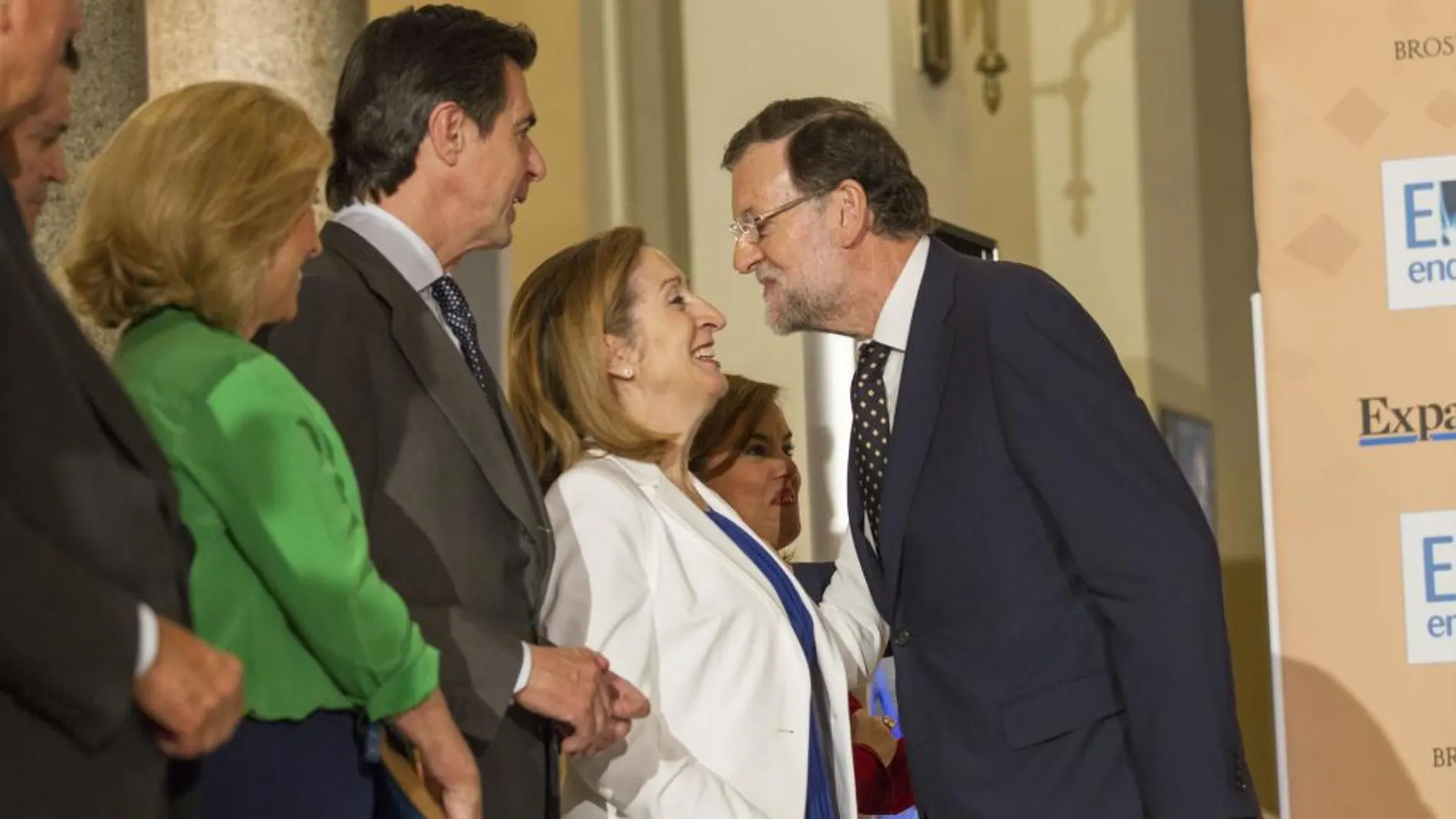 Mariano Rajoy saludo hoy a sus ministros.
