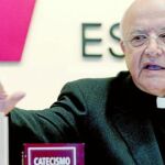 José Manuel Estepa Llaurens Arzobispo castrense emérito «Estuve en su equipo y fui testigo de la entrega de monseñor Estepa en la elaboración del nuevo Catecismo»