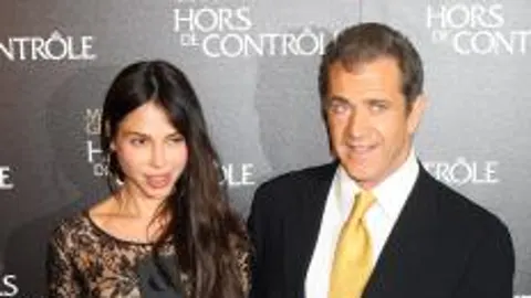 Mel Gibson emplea expresiones racistas contra su ex novia