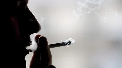 El consumo de tabaco en el bar desencadenó los hechos