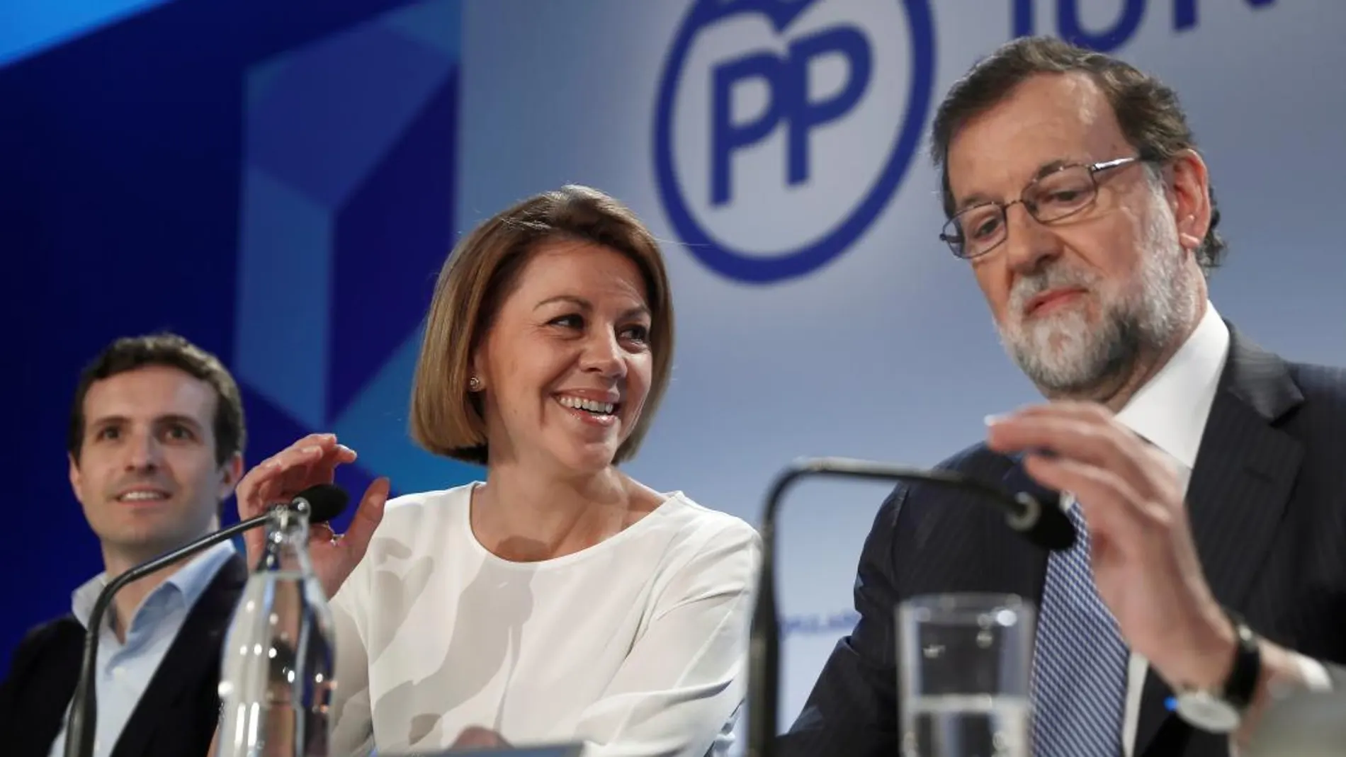 Mariano Rajoy y María Dolores de Cospedal durante la reunión de la Junta Directiva Nacional del PP. EFE/Mariscal