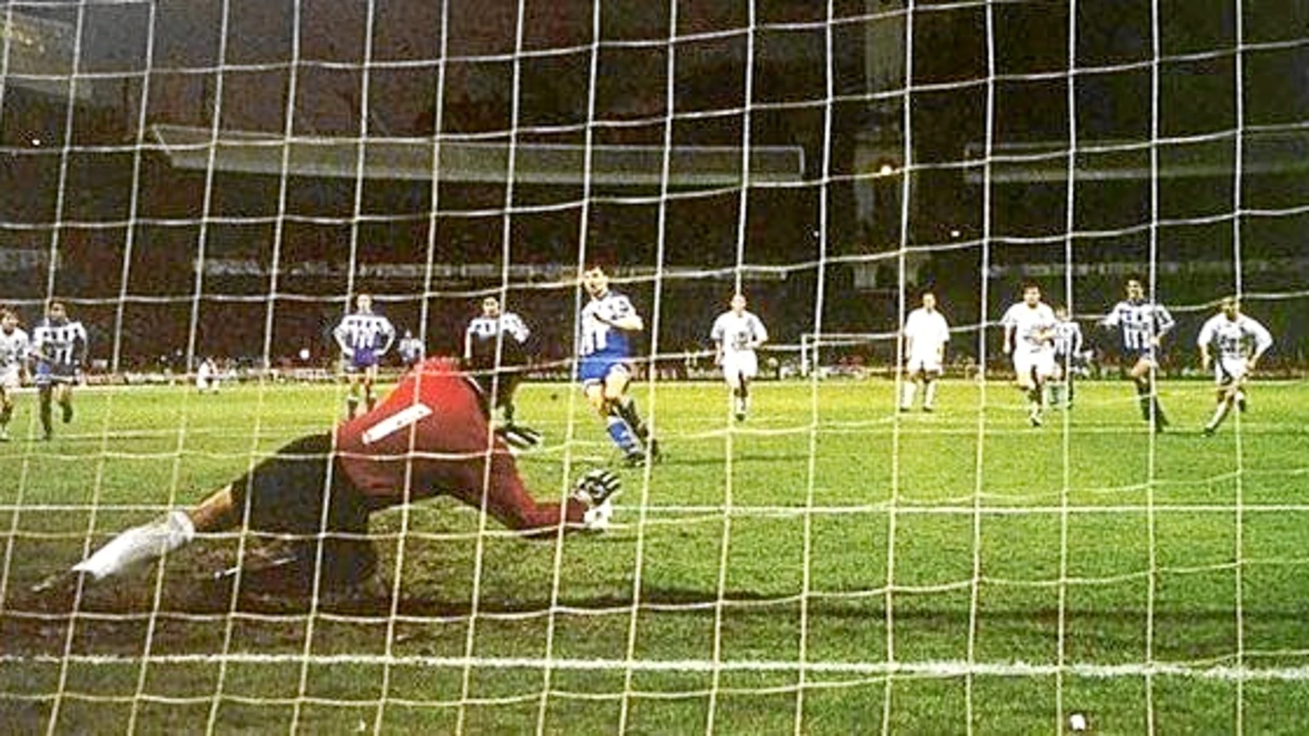 14 de mayo de 1994. Djukic falló uno de los penaltis más famosos. El Dépor perdió la Liga