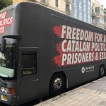 Uno de los autobuses de la campaña de los "presos políticos"