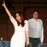 Cristina Fernández de Kirchner junto a su hijo Máximo