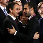 Gordon Brown felicita a Zapatero por la victoria del Barça vía SMS