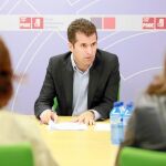 Luis Tudanca se reúne con varios de los orientadores del Ecyl despedidos