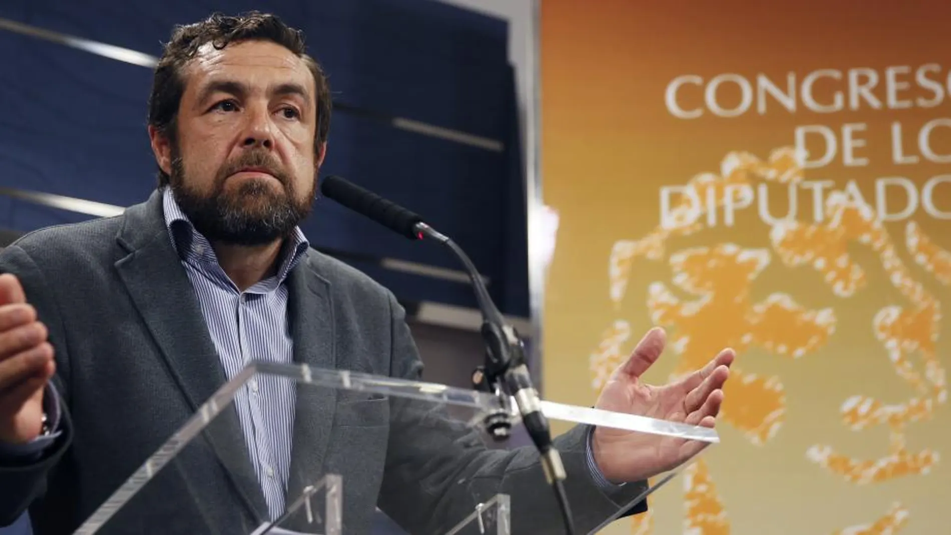 El secretario general del grupo parlamentario de Ciudadanos, Miguel Gutiérrez