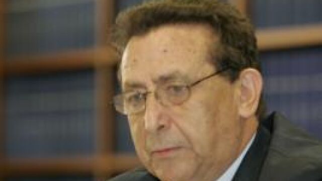 Alfonso Ussía, presidente del Consejo Editorial de LA RAZÓN y moderador del encuentro