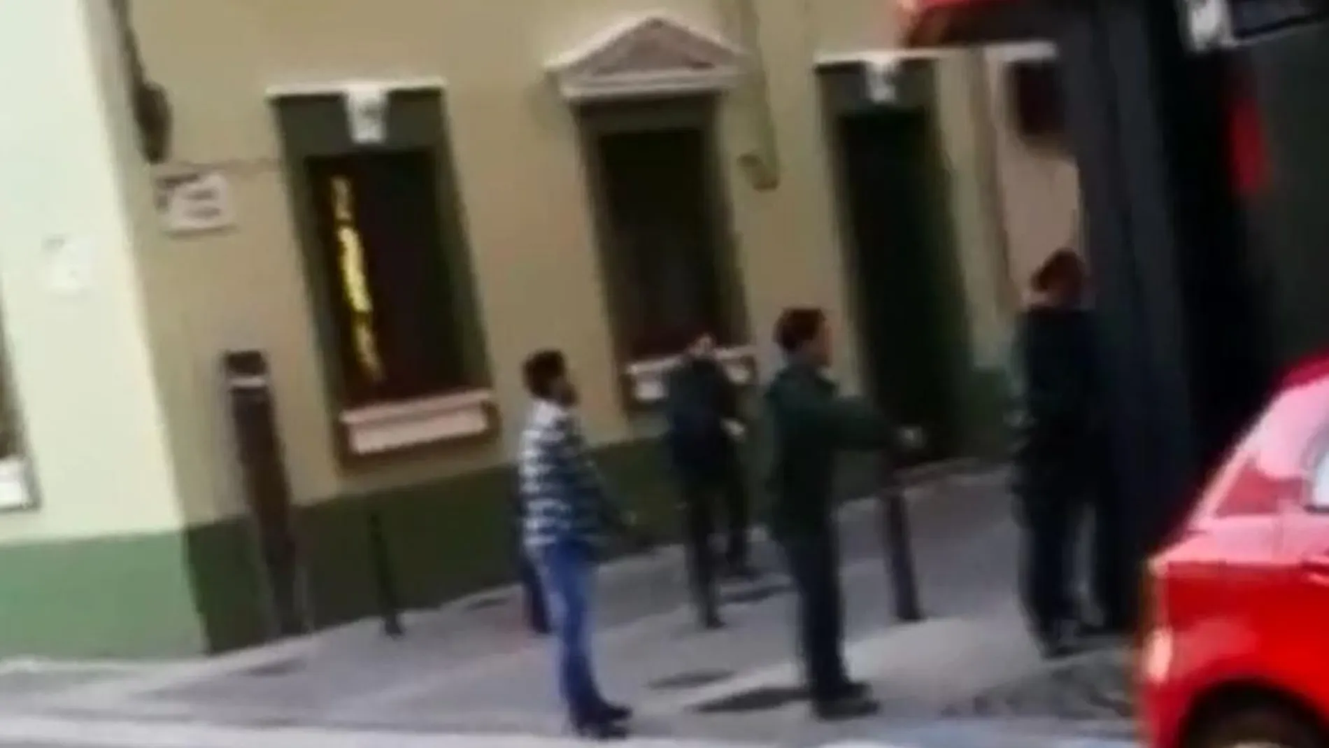 La Guardia Civil frustra un atraco a un banco en Nules (Castellón)