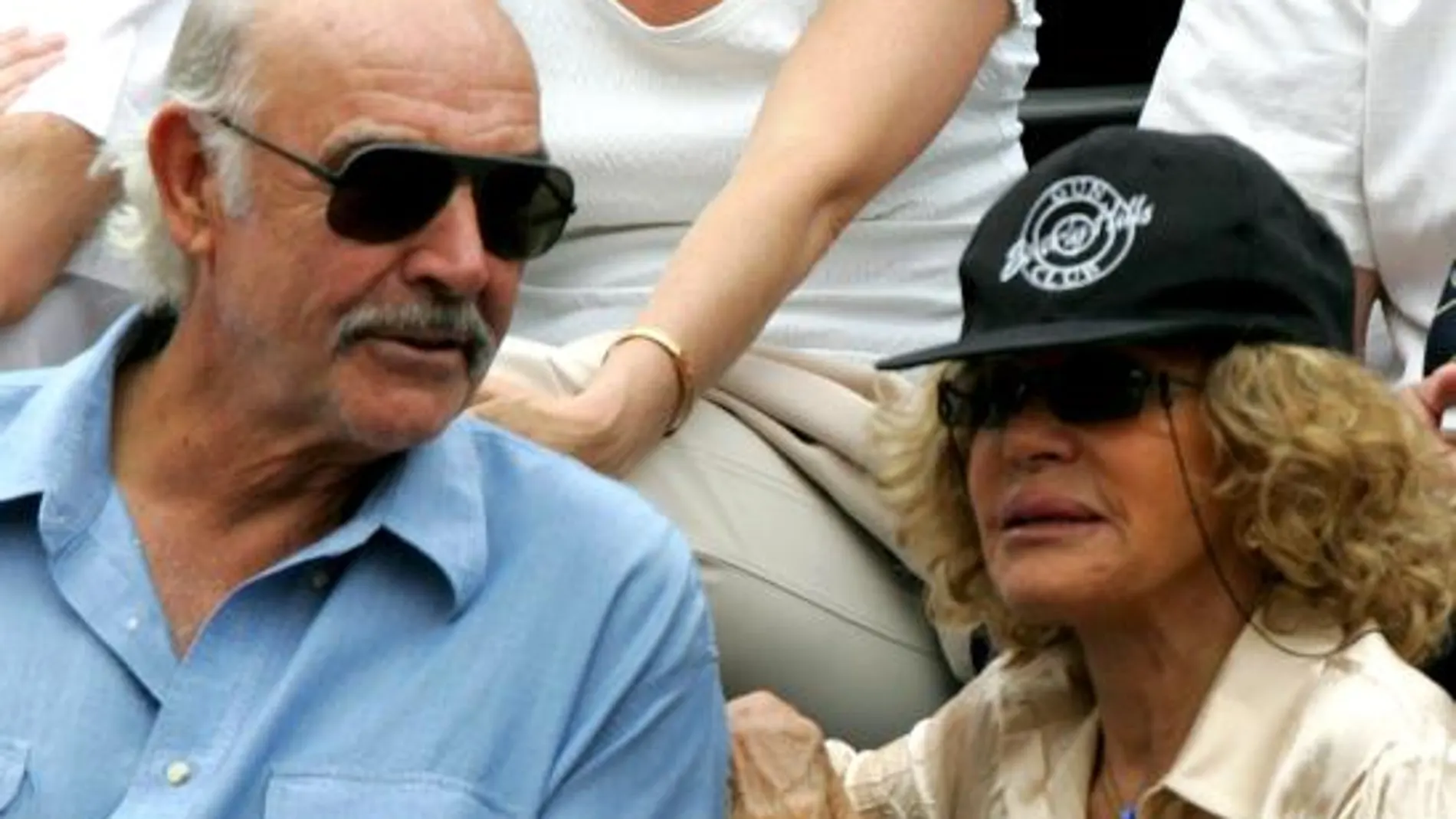 Un juez de Marbella cita a declarar a Sean Connery y su esposa