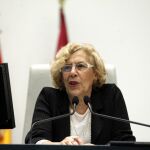 La alcaldesa de Madrid, Manuela Carmena, en el pleno