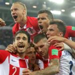 Los jugadores croatas celebran uno de los dos goles anotados a Nigeria / Efe