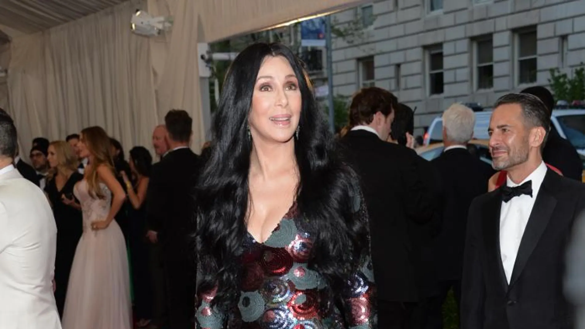 Imagen de la cantante y Marc Jacobs en la Gala MET