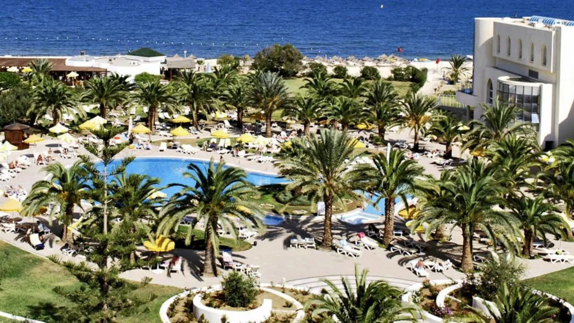 Fotografía del hotel "Imperial Marhaba"de la cadena española Riu que fue víctima de los ataques terrorista en Susa, Túnez.