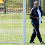 Del Bosque, en el campo de entrenamiento de la selección española en Potchefstroom