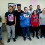 El coordinador de esta iniciativa, José María García Castellón, con alumnos del IES Sierra del Valle de La Adrada, en la provincia de Ávila