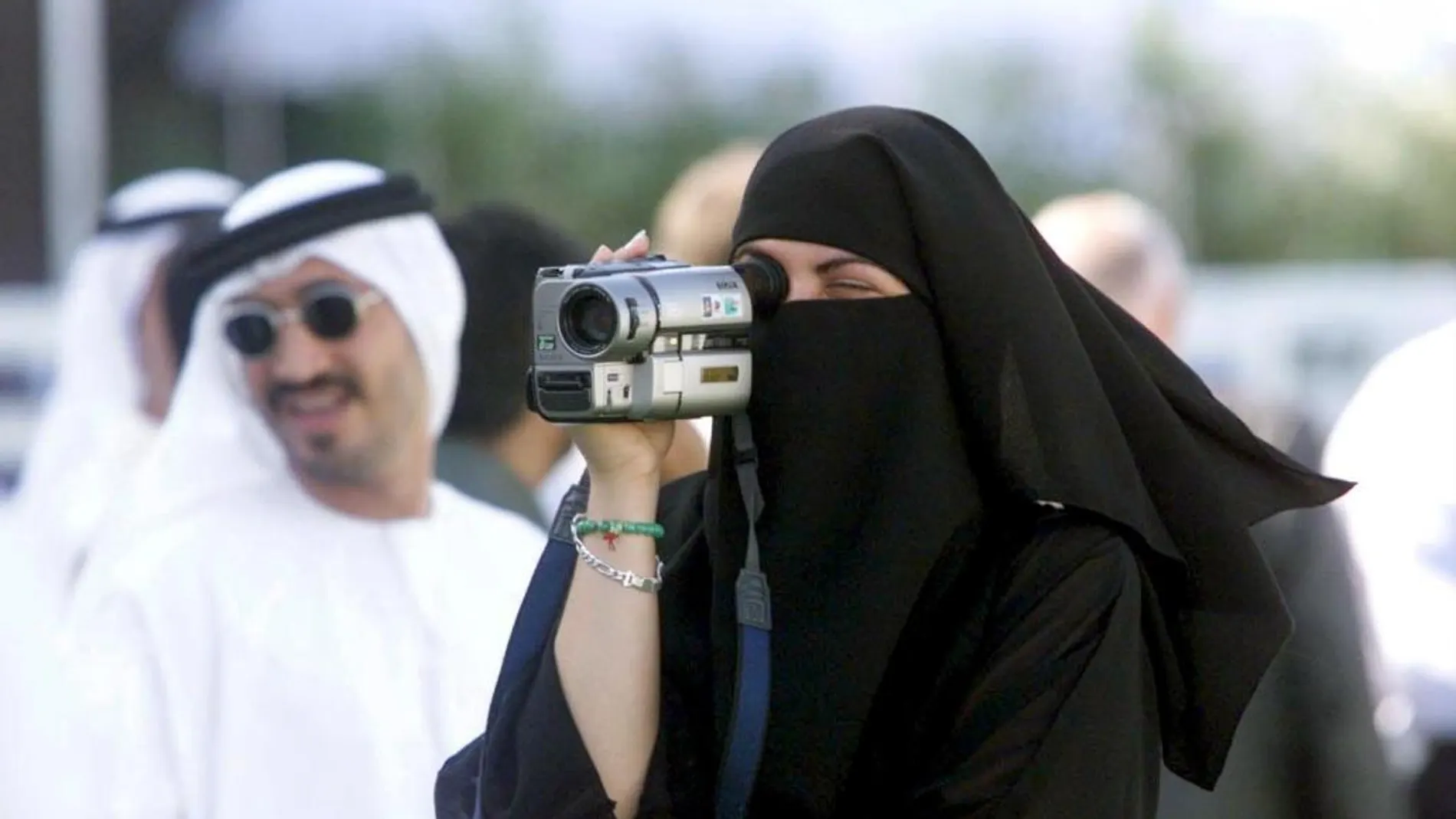 La mujer saudí participa por primera vez en unas elecciones municipales