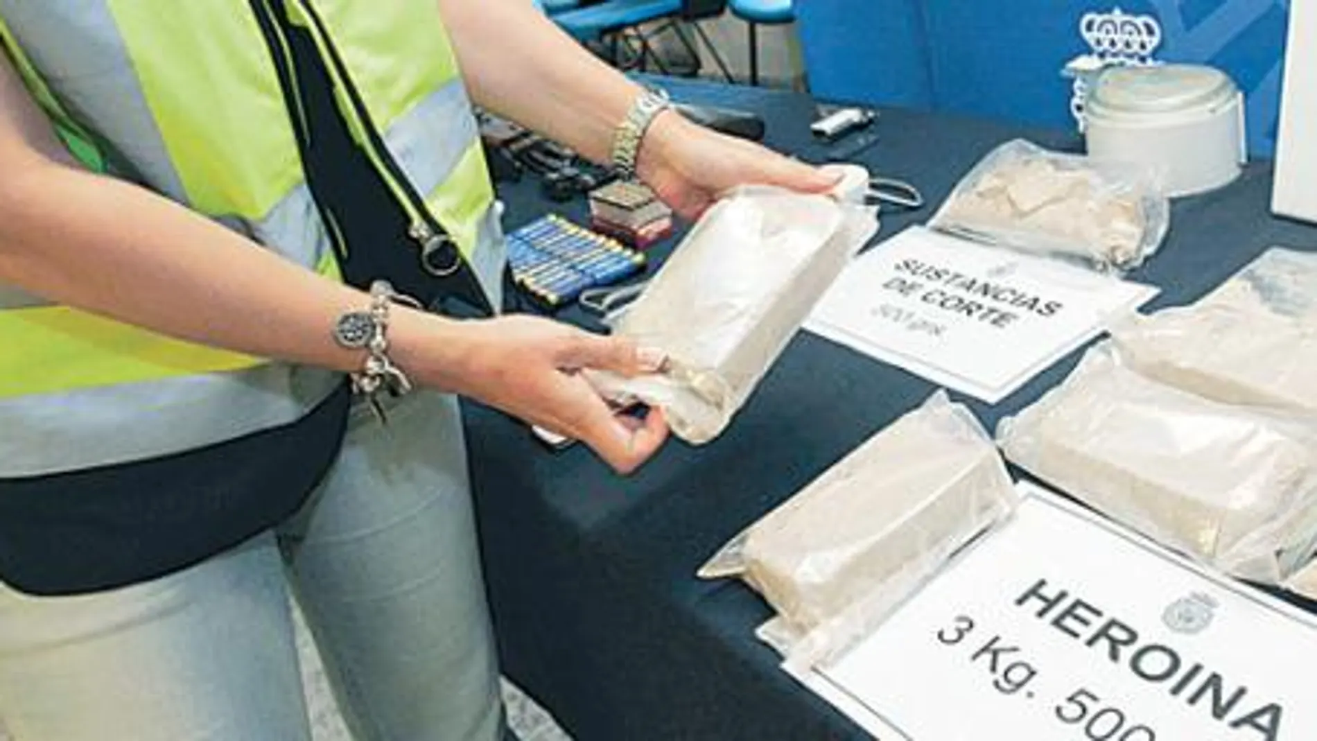 Cinco traficantes detenidos y 35 kilos de droga intervenidos