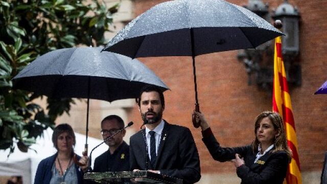 Torrent, durante el acto homenaje del Parlament a las víctimas y represaliados durante la dictadura franquista