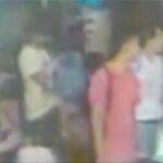 Uno de los sospechosos en uno de los vídeos publicados por la Policía