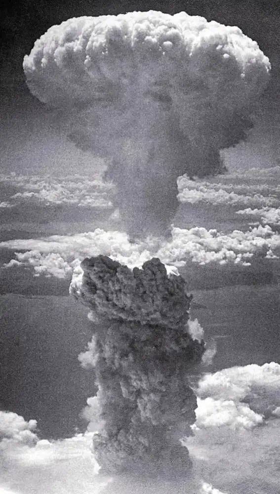 Explosión de «Little Boy», la bomba atómica que el bombardero «Enola Gay» arrojó sobre Hiroshima
