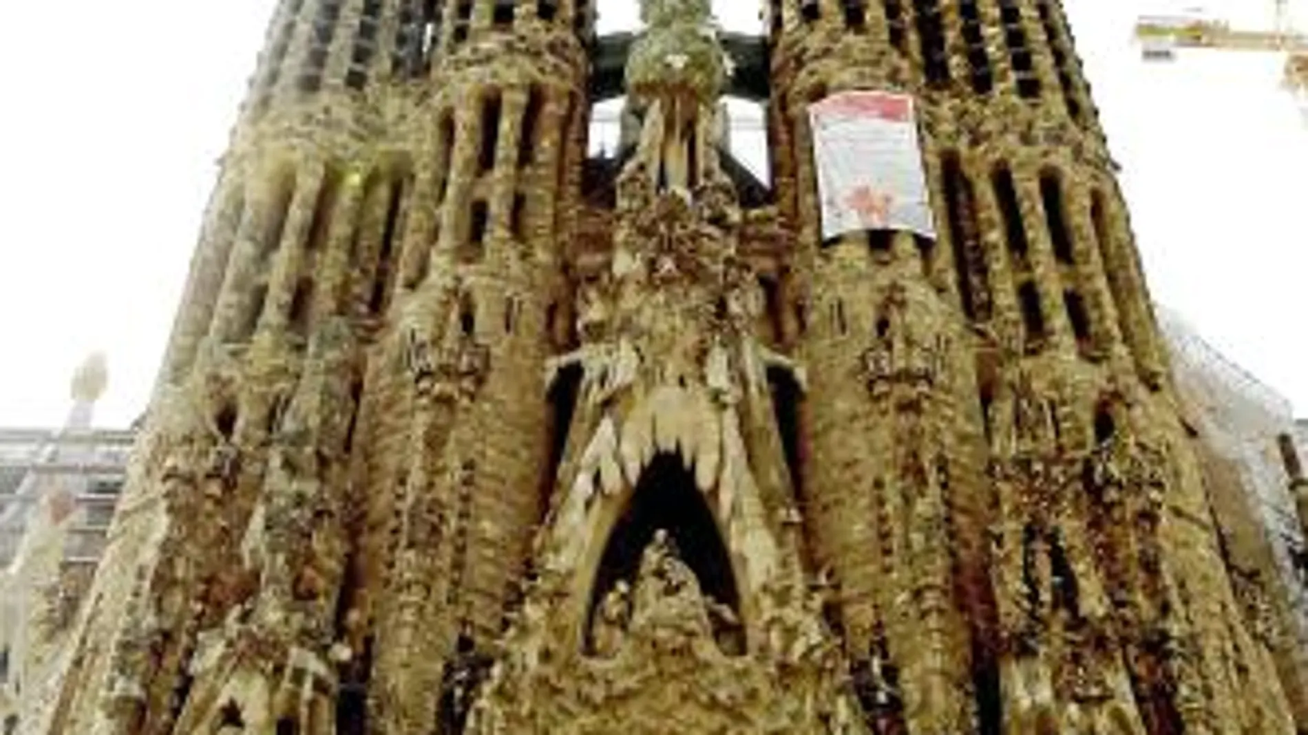 La Sagrada Familia fue el proyecto último de Antoni Gaudí, donde quiso plasmar toda su devoción cristiana y amor por la Iglesia