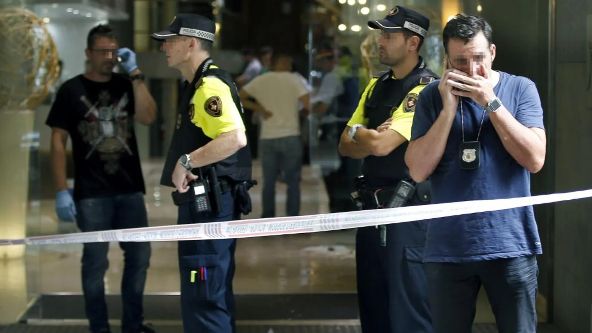 Un tiroteo en la Rambla de Barcelona deja dos heridos, uno de ellos grave
