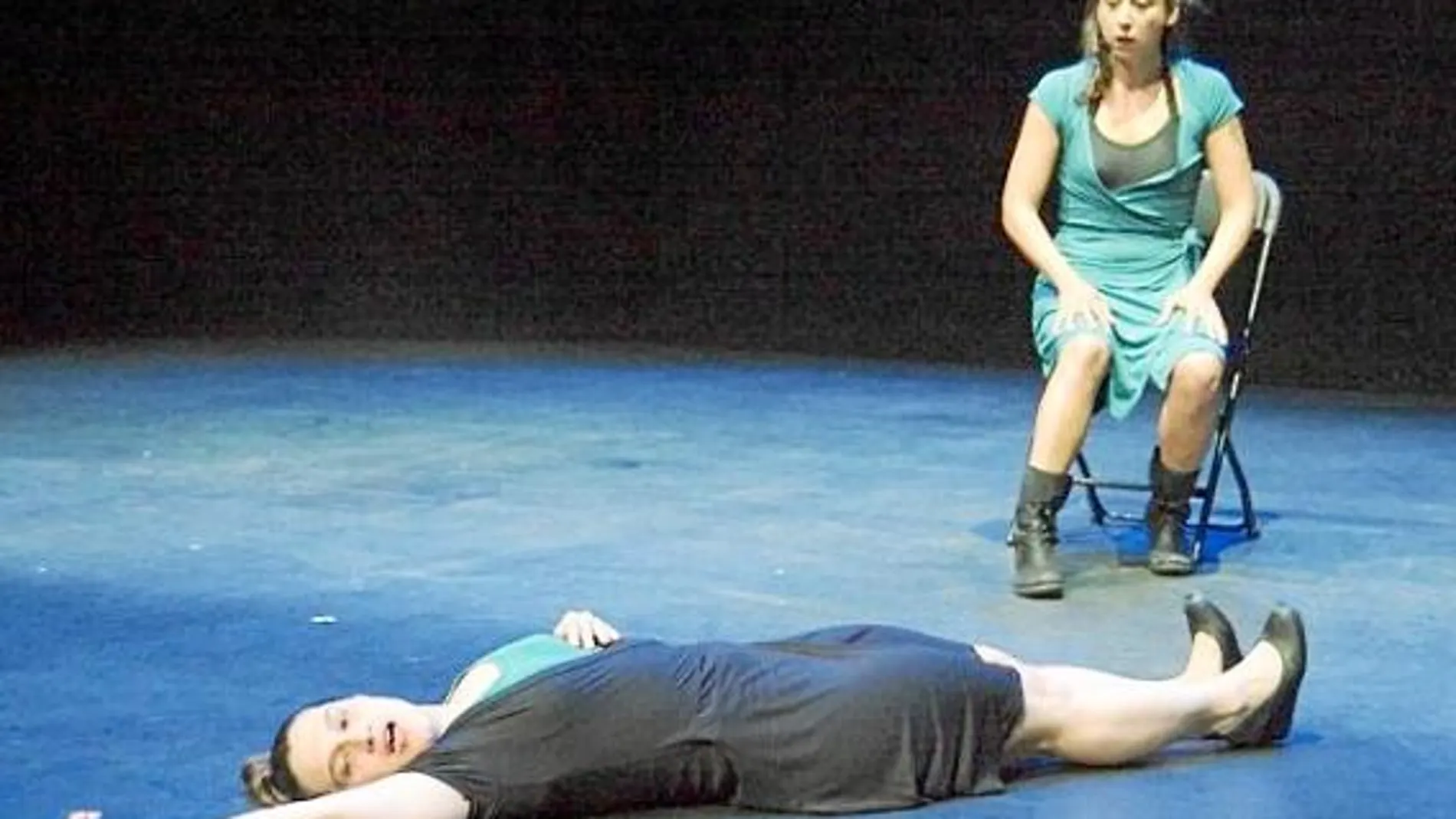 Mey-Ling Bisogno y Marianela Pensado, en la obra de Orazi