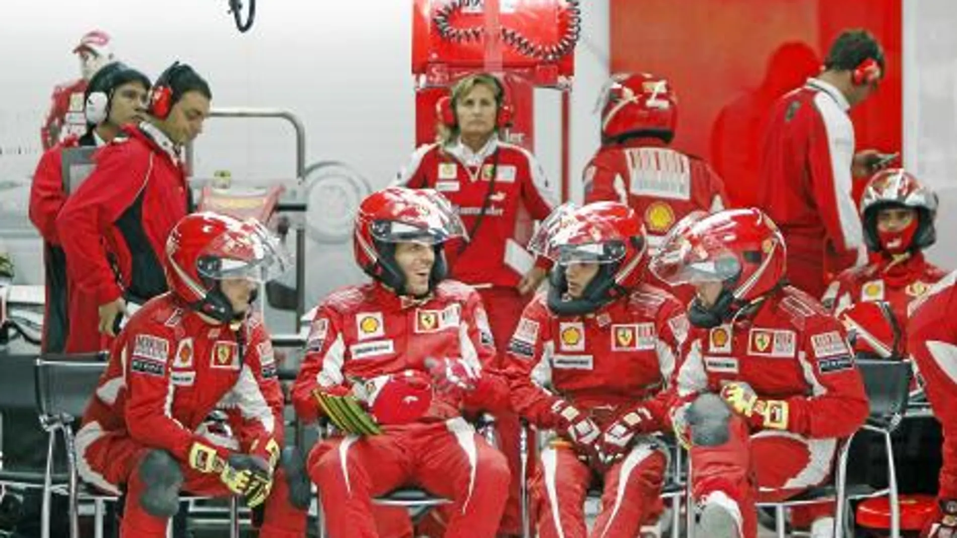 LOS BOX de Red Bull y Ferrari fueron los que vivieron más intensamente la carrera en el Gran Premio de Corea
