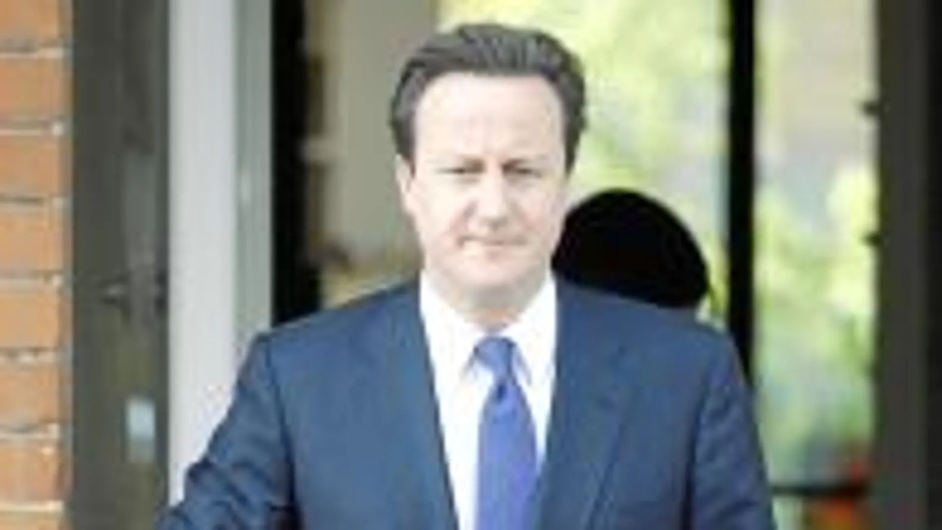 Cameron trata de asegurar que las legislaturas duren cinco años