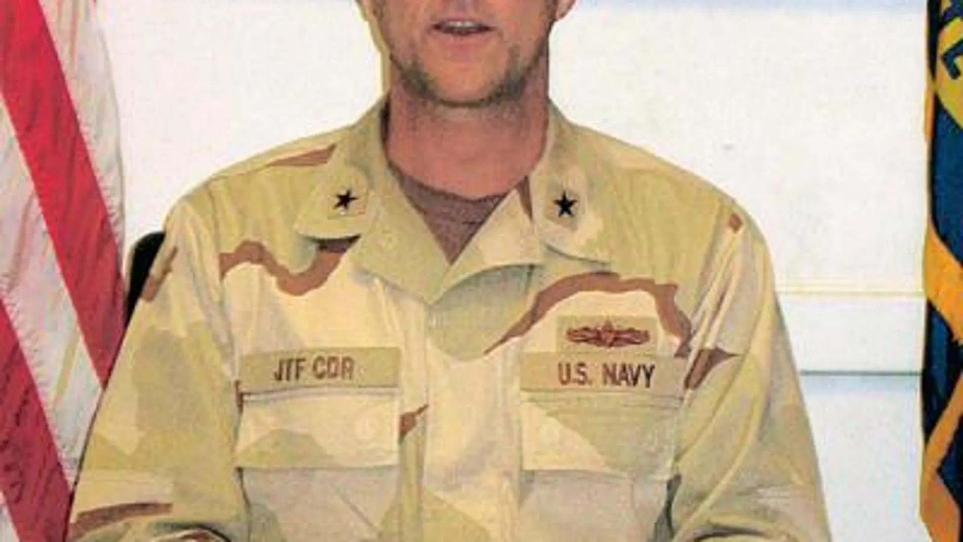 El almirante Thomas, en sus oficinas de la base naval en Guantánamo