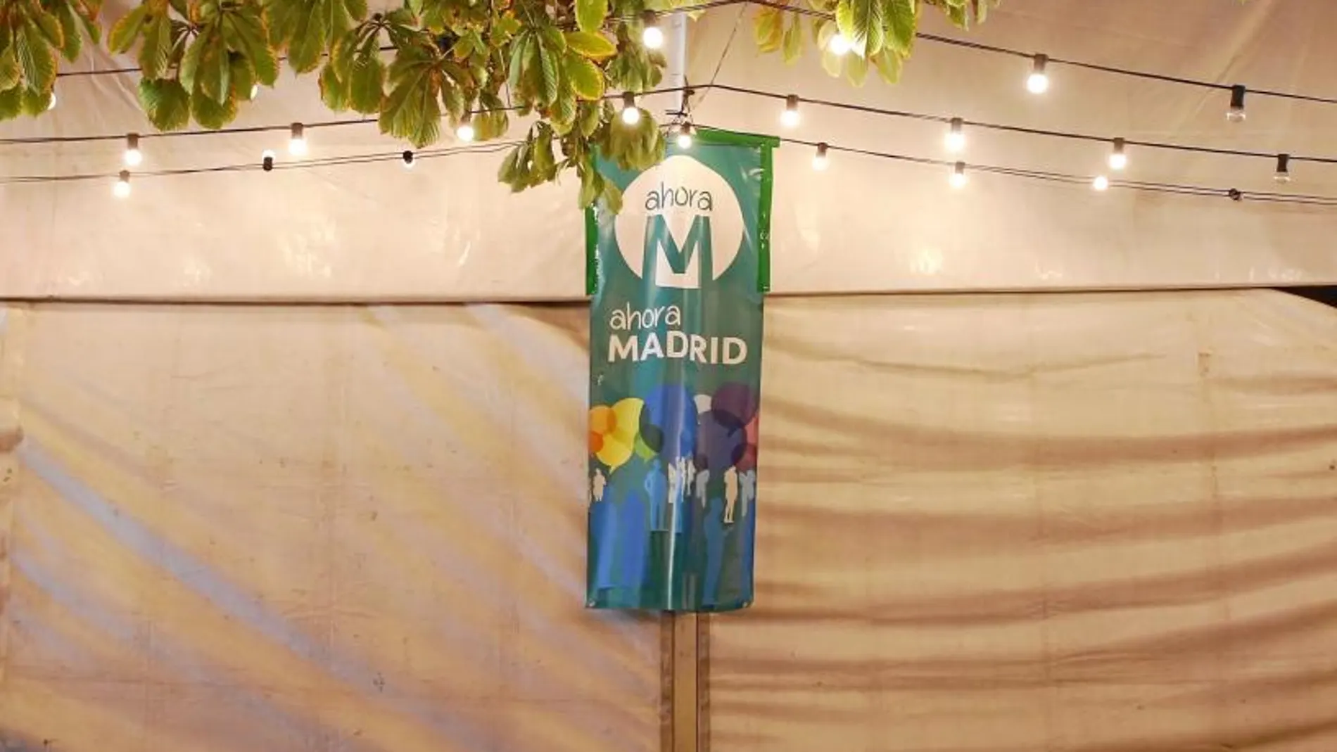 En la imagen la caseta de Ahora Madrid en las fiestas del barrio del Pilar, que comienzan hoy