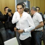 Alberto Contador, ayer antes de comenzar la conferencia de prensa