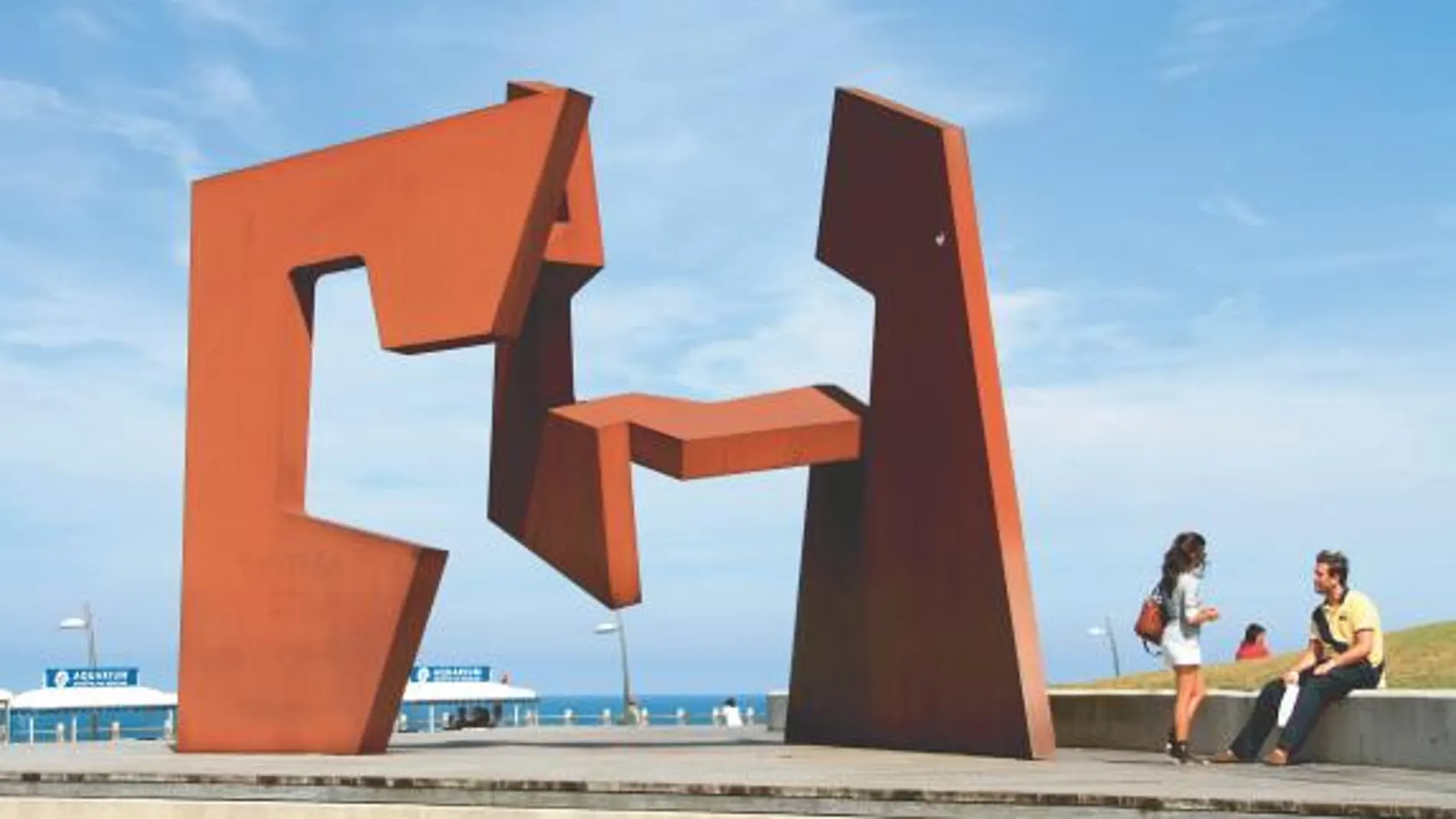 La escultura «Construcción Vacía, de Jorge Oteiza, marca un antes y un después en el Paseo Nuevo