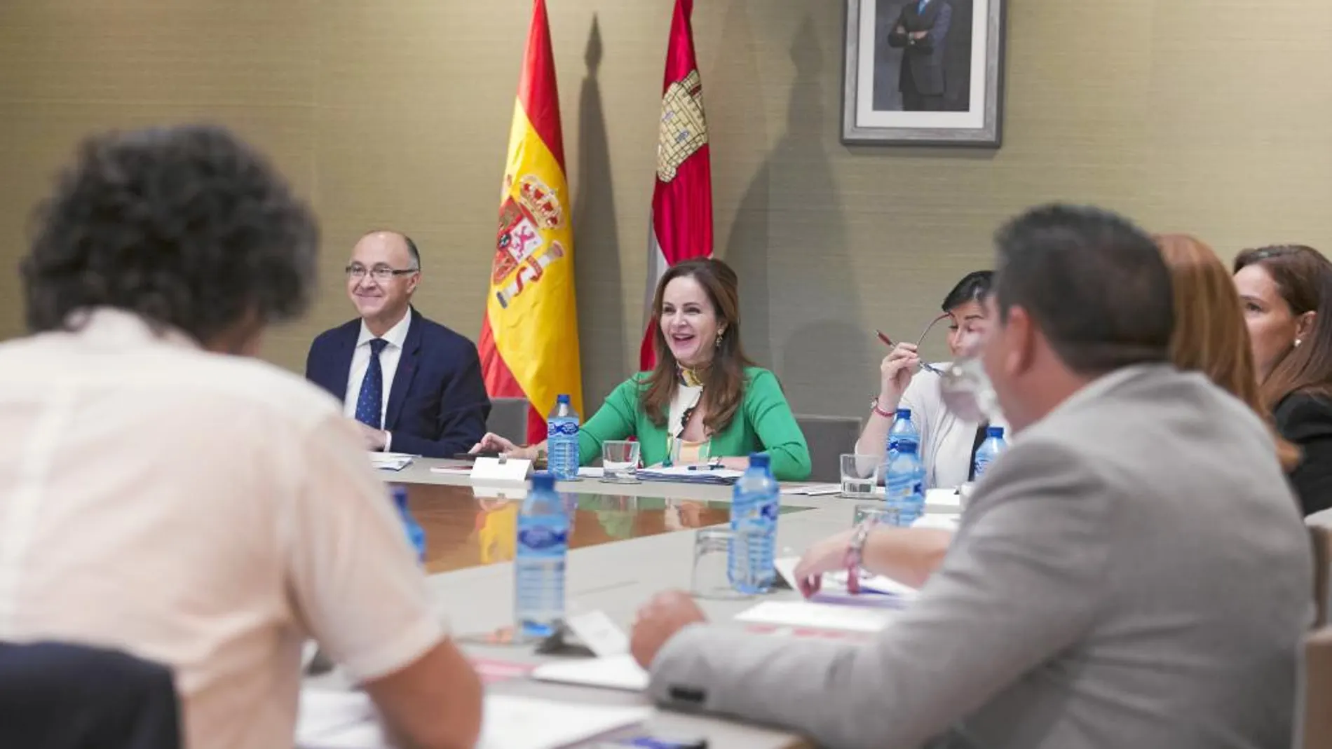 Silvia Clemente presidió la mesa de portavoces que se reunió en las Cortes
