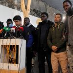 Imagen de archivo del minuto de silencio por Mame Mbaye