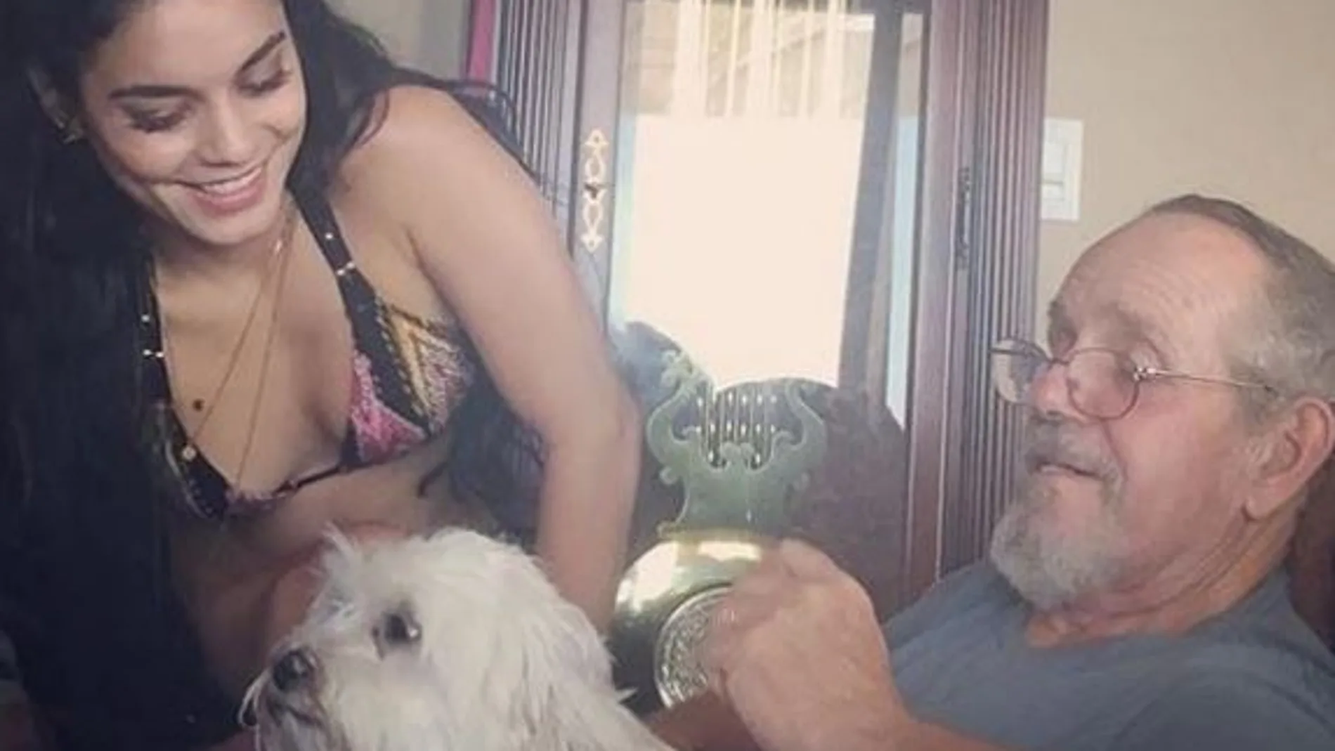 Vanessa con su padre