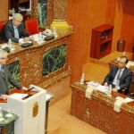 Valcárcel recordó a Saura que el modelo económico regional se elaboró entre todos los partidos, menos el PSRM