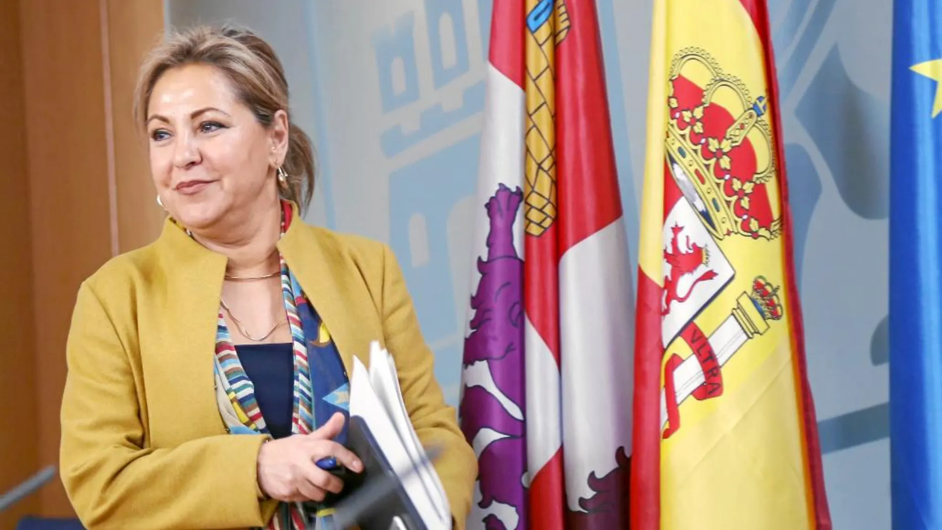 La vicepresidenta y consejera de Empleo, Rosa Valdeón, informa de los acuerdos alcanzados en el Consejo de Gobierno