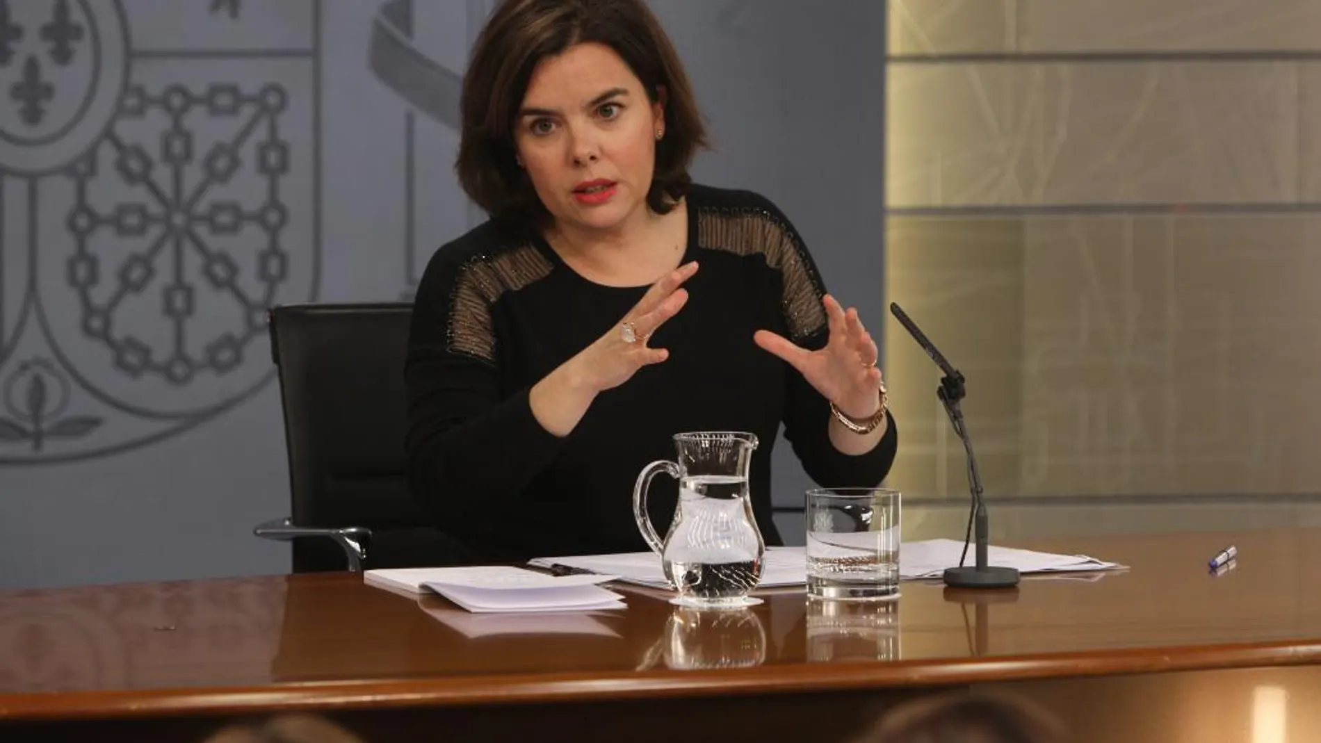 Soraya Sáenz de Santamaría tras la reunión del Consejo de Ministros