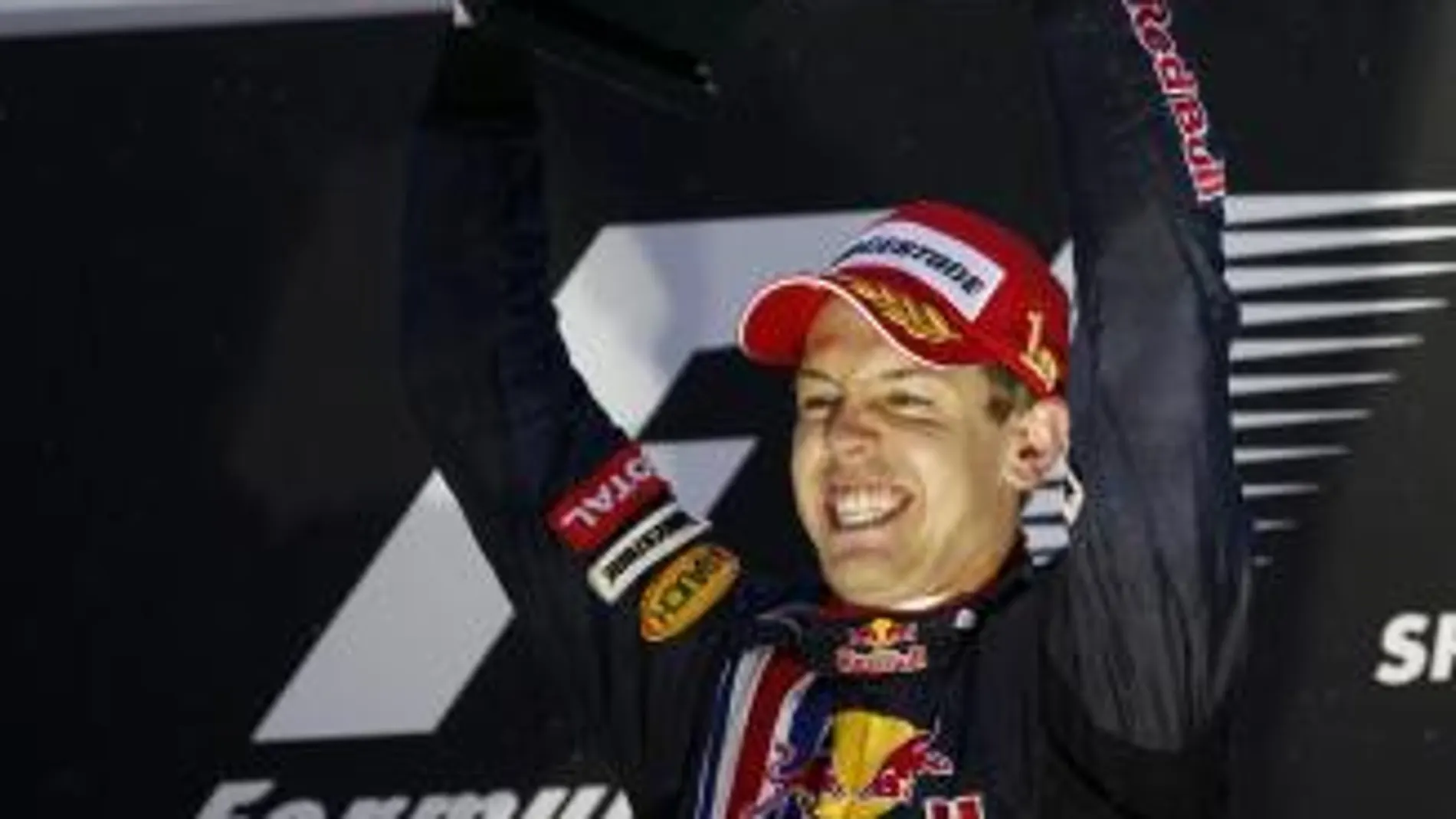 Vettel, de nuevo el mejor en la segunda sesión libre de Silverstone; Alonso sigue quinto